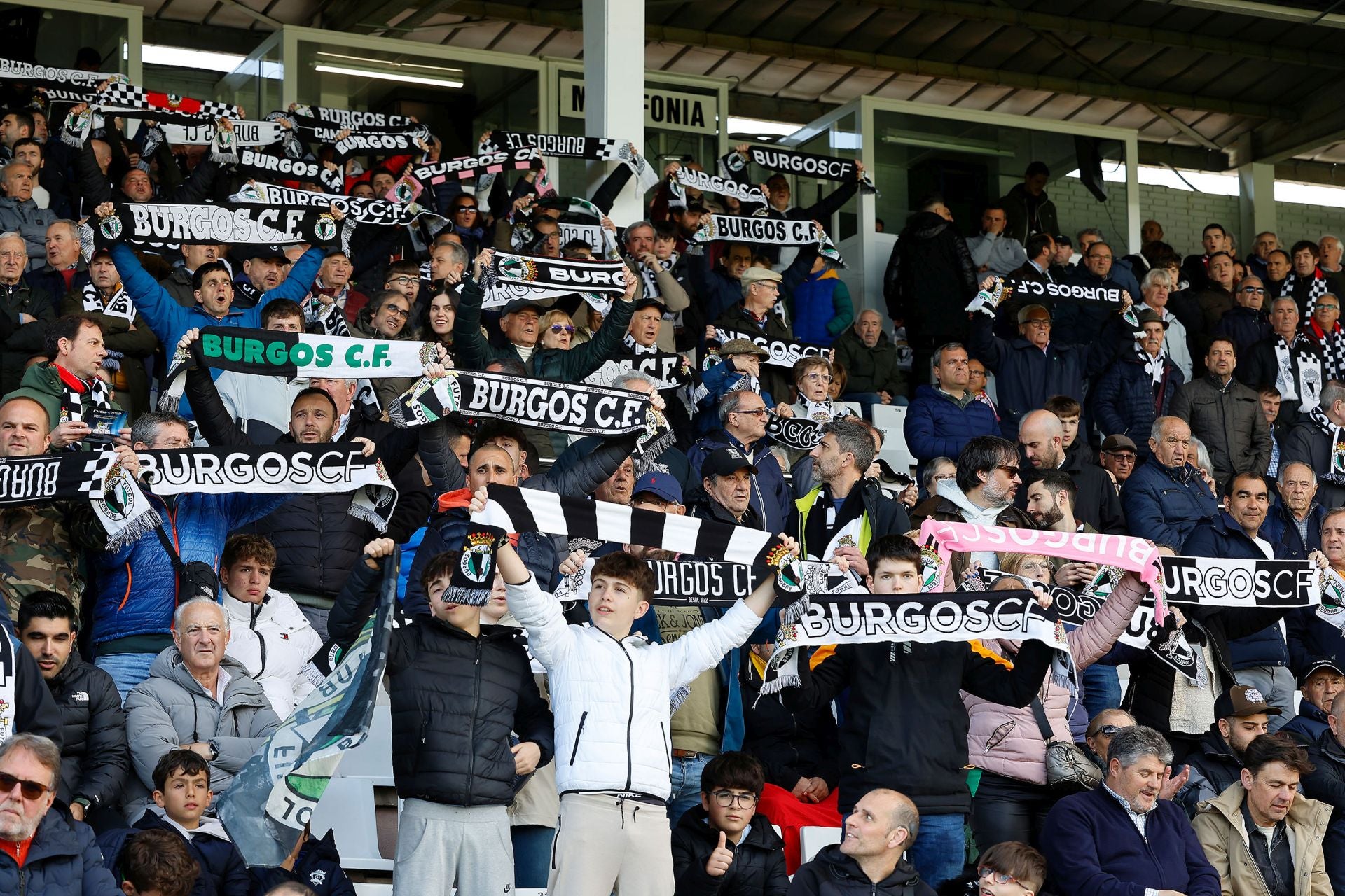 El partidazo del Burgos CF frente al Córdoba, en imágenes