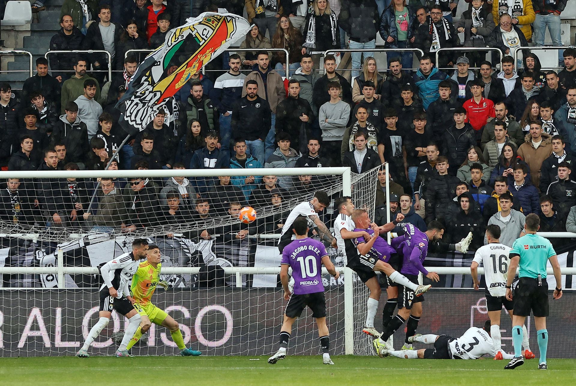 El partidazo del Burgos CF frente al Córdoba, en imágenes