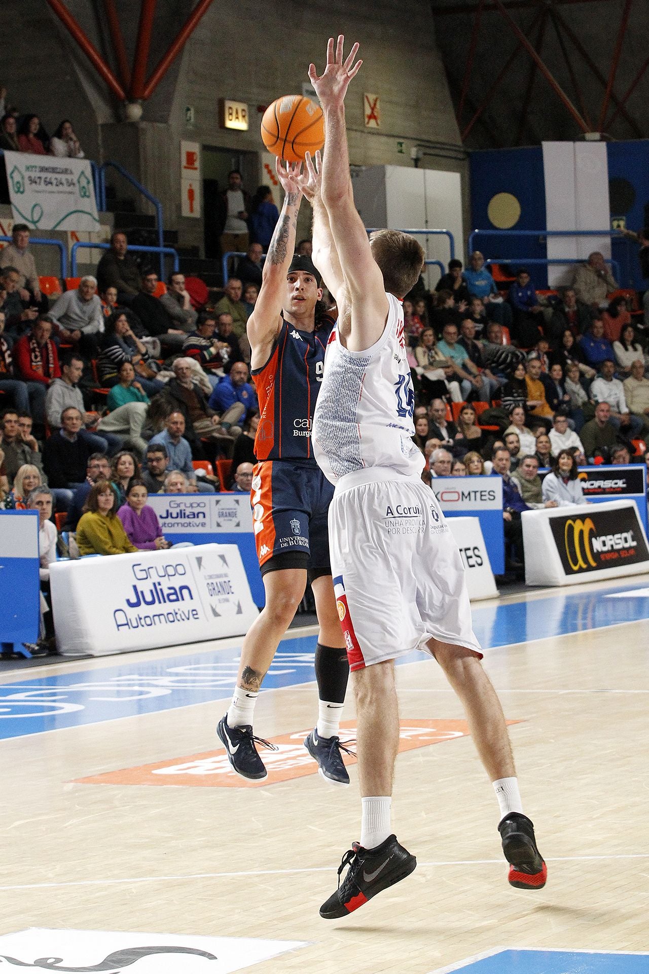 Imágenes de la derrota, aunque pase a playoffs, del Tizona