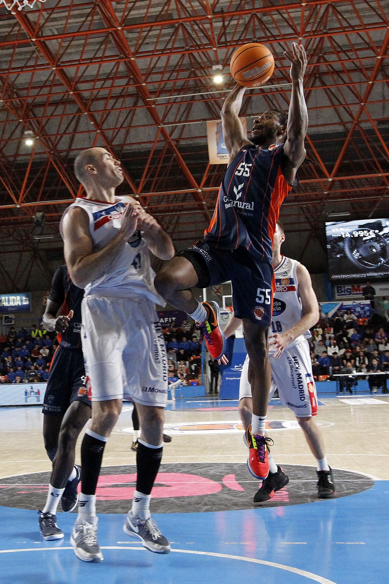 Imágenes de la derrota, aunque pase a playoffs, del Tizona