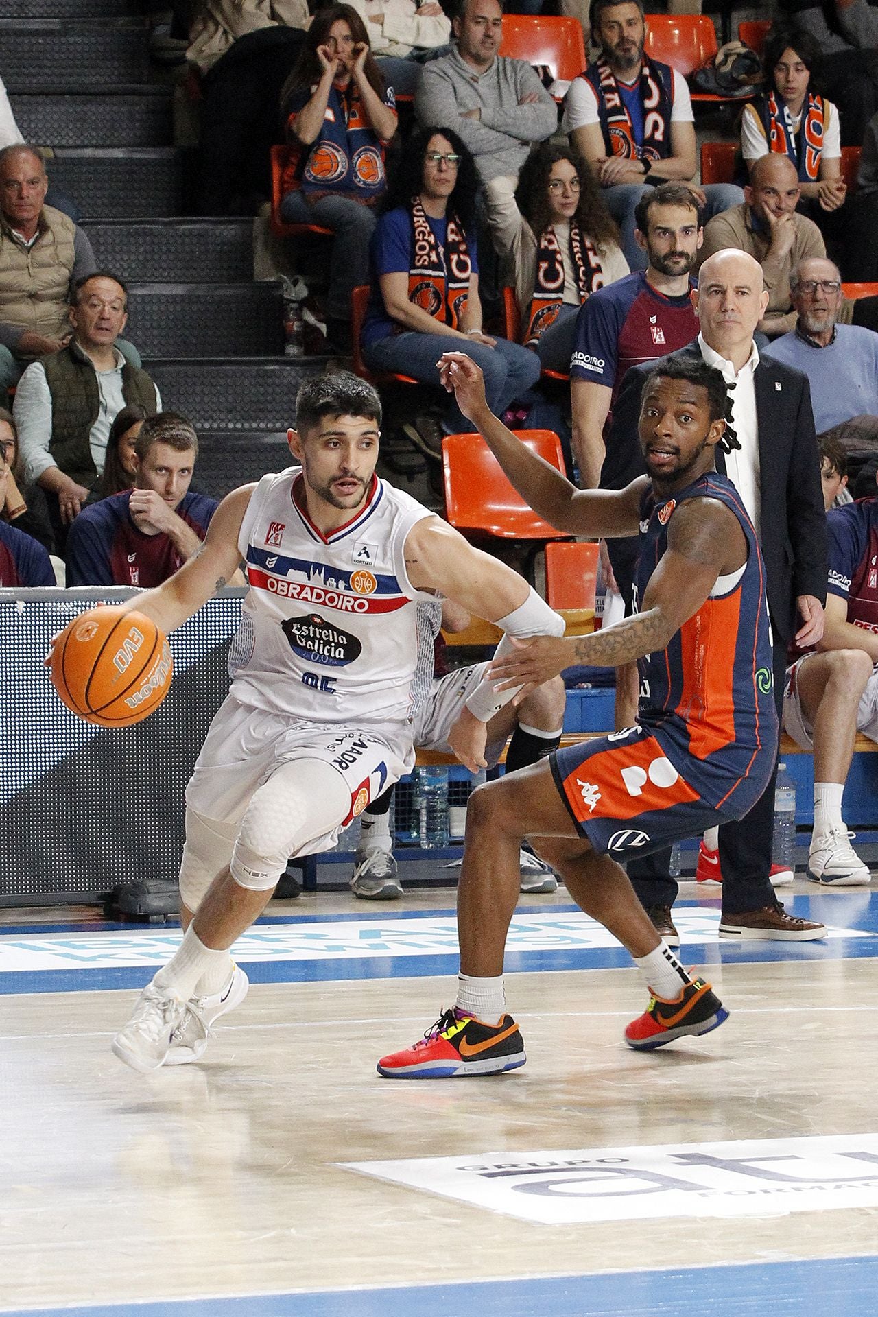 Imágenes de la derrota, aunque pase a playoffs, del Tizona