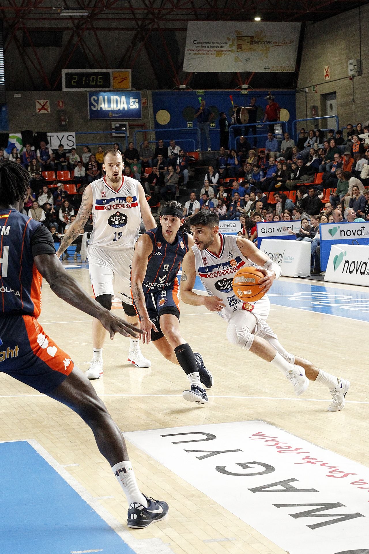 Imágenes de la derrota, aunque pase a playoffs, del Tizona