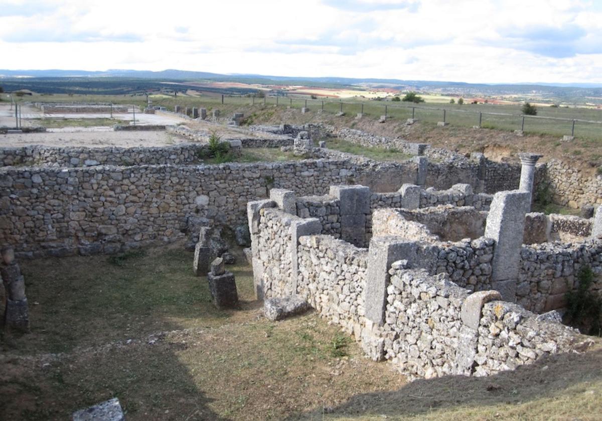 Burgos invierte 657.000 euros para que Clunia tenga senderos accesibles y señalización digital