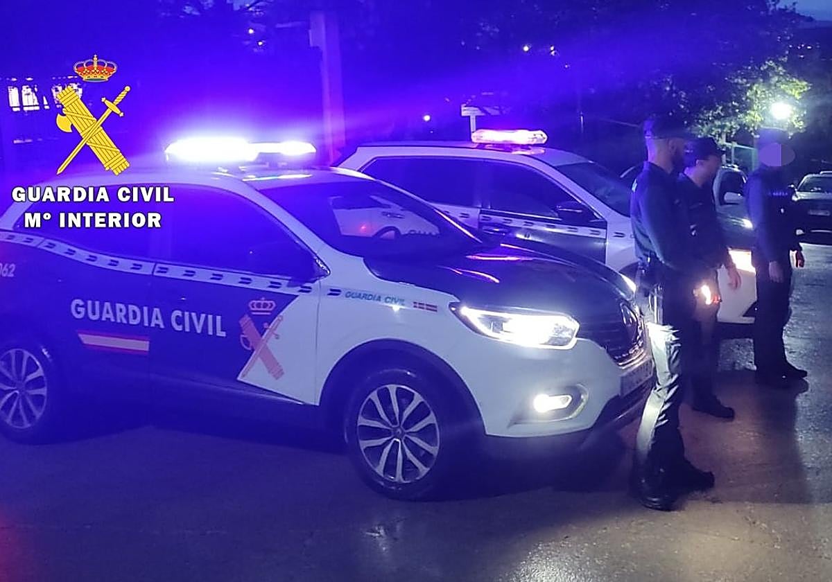 La Guardia Civil desplegó un gran dispositivo de búsqueda.