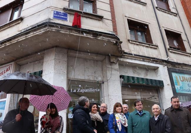 Acto de cambio de nombre de la calle Ana Lopidana.