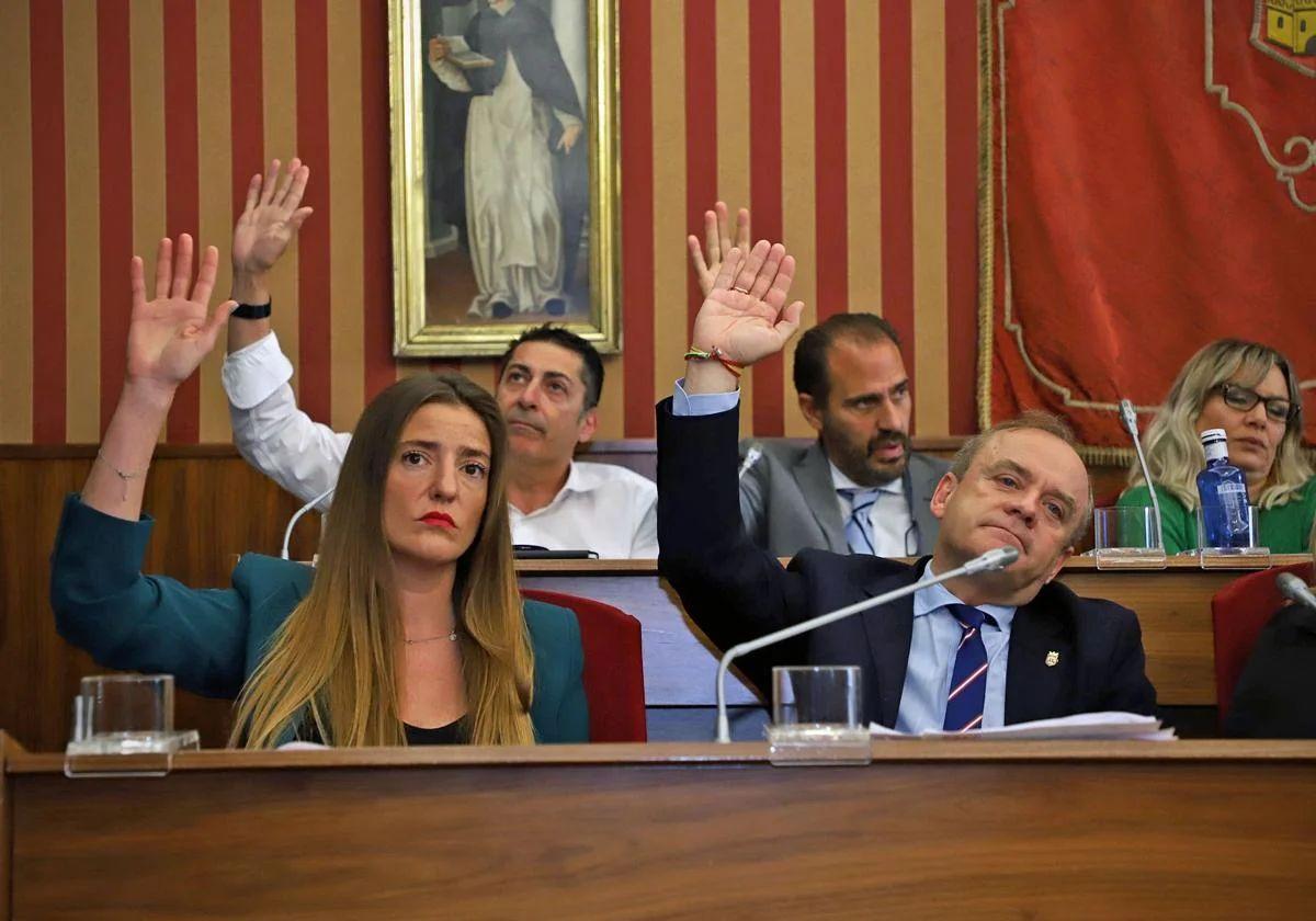 El PP mantiene la posibilidad de acuerdo con Vox para la modificación presupuestaria