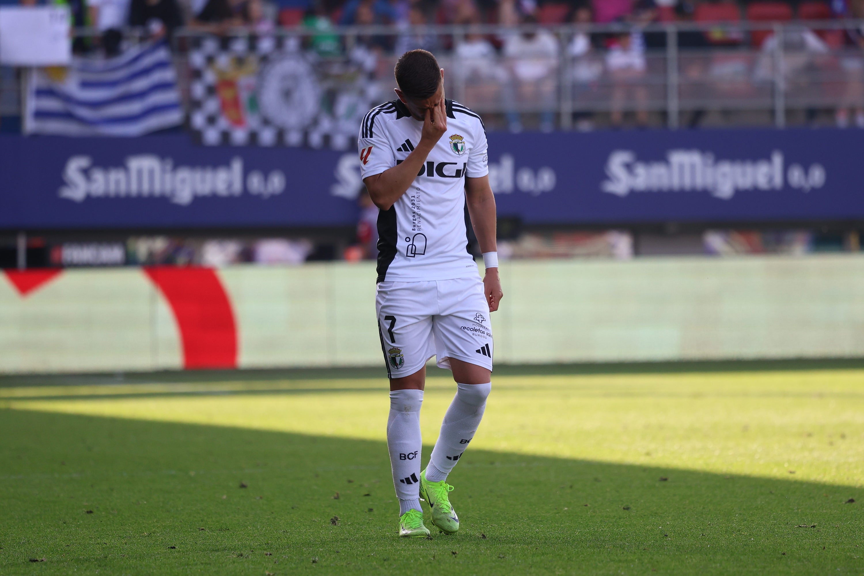 Así ha sido, en imágenes, la derrota del Burgos CF ante el Eibar