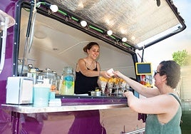 Imagen de archivo de un foodtruck