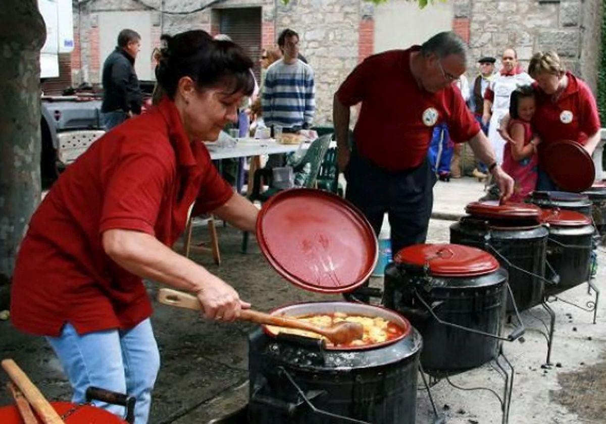 Hurones alberga el IV Concurso de Ollas Ferroviarias a favor de ELACYL