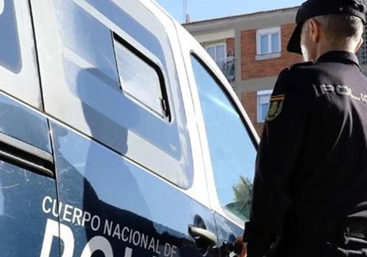 La Policía Nacional de Burgos detuvo al presunto agresor.