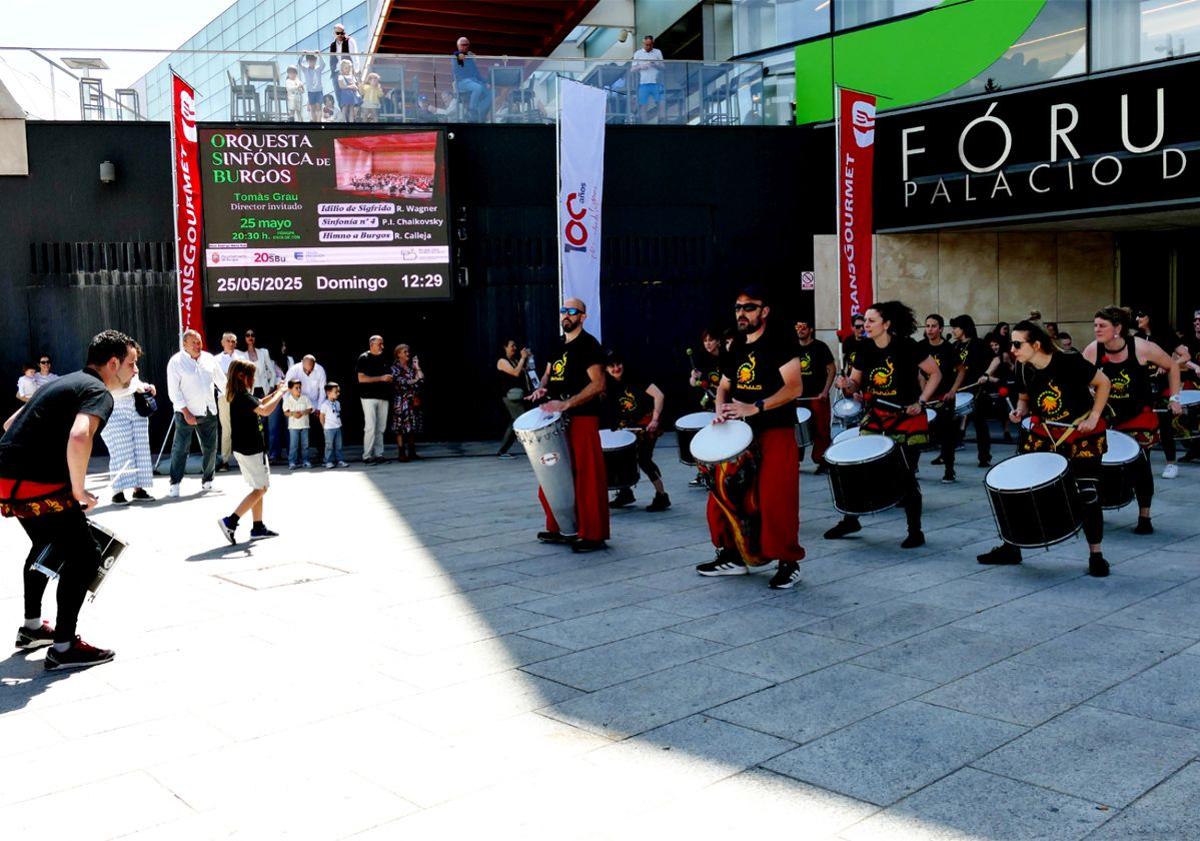 Imagen principal - Transgourmet Ibérica celebra en Burgos su centenario como referente de la distribución mayorista en España