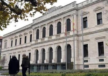 Ratificado un año de cárcel para una mujer de Aranda por apropiarse de 25.500 euros de un anciano