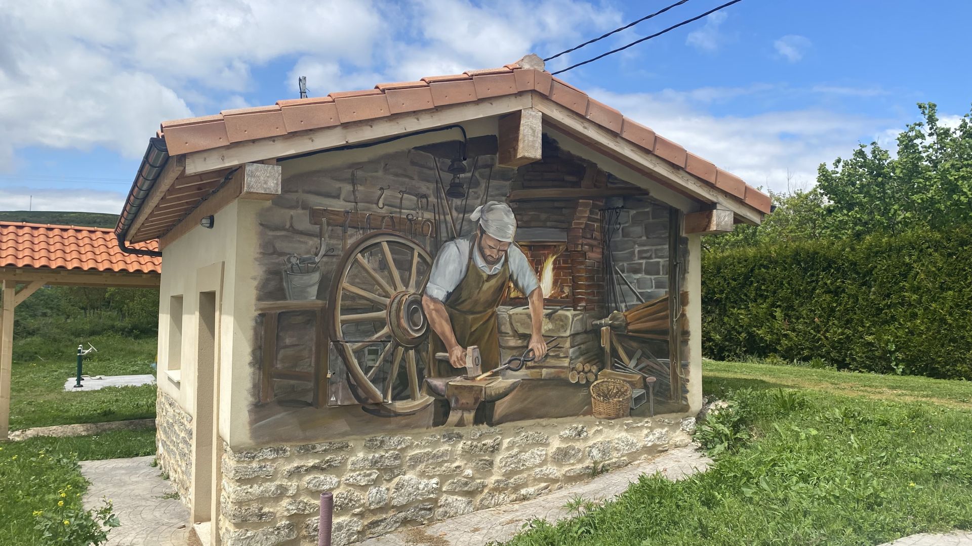 Los murales de un pueblo de Burgos que muestran su pasado