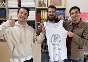 El nuevo merchandising de La M.O.D.A., con sello solidario y hecho en Burgos