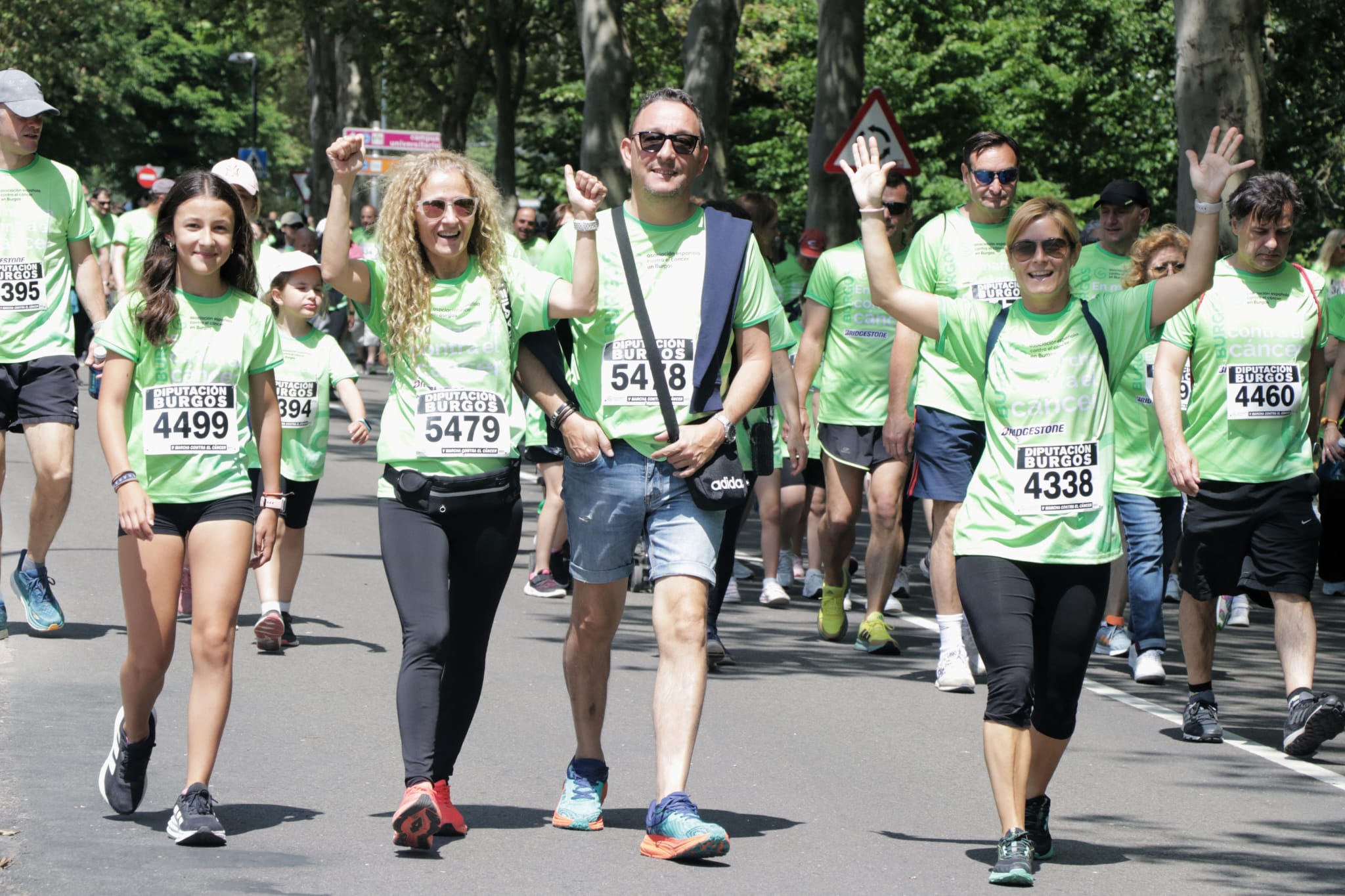 La marcha contra el cáncer de Burgos, en imágenes