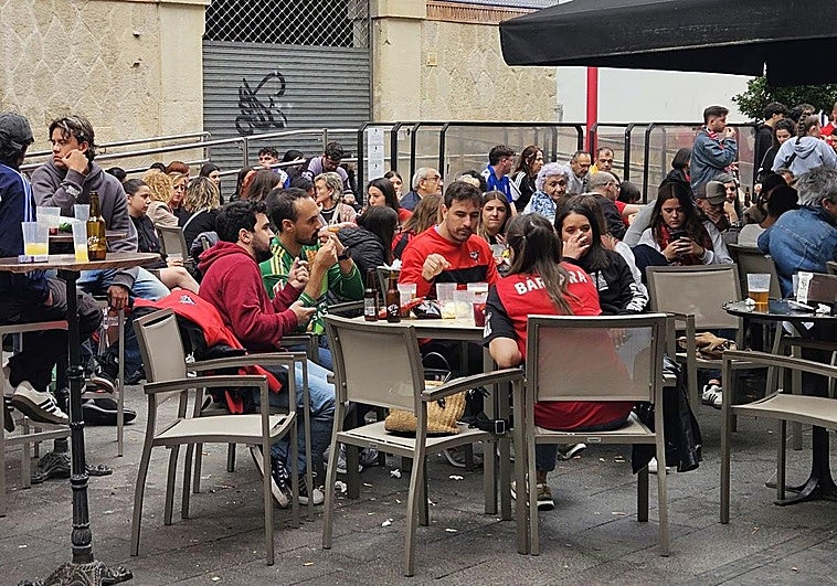 LAs terrazas se han llenado de rojillos.