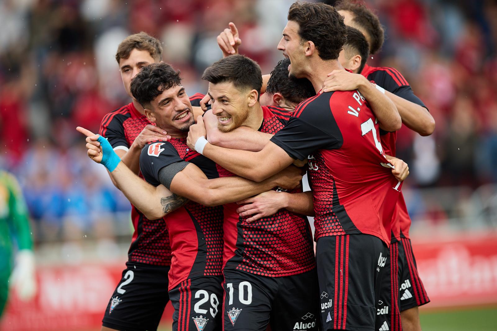 La victoria del Mirandés en Anduva, en imágenes