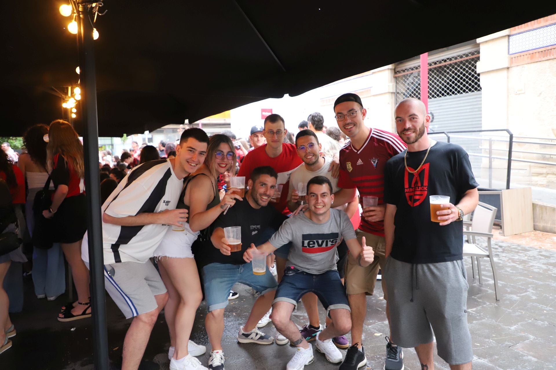 Imágenes de Miranda volcada con su equipo