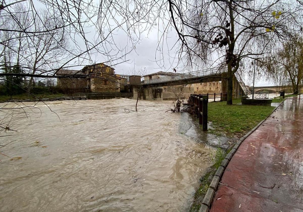 Imagen de archivo de una crecida del río Trueba