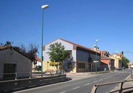 Travesía de la N-120 a su paso por Castañares.