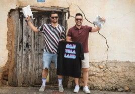 Jaime y Abraham, organizadores del Santillaland, en Santillán del Agua