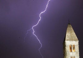 Imagen de archivo de una tormenta eléctrica.
