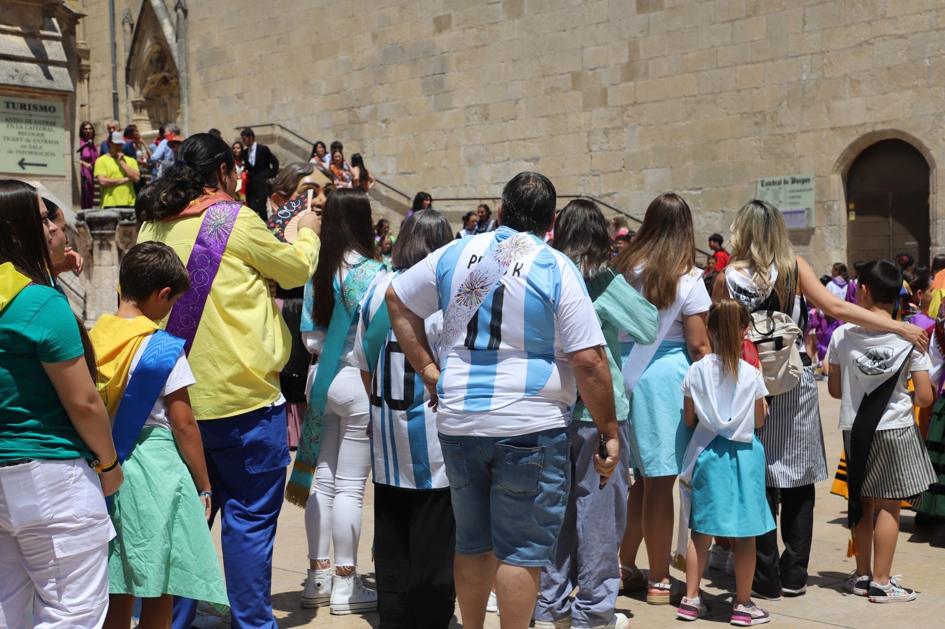 Burgos entona su himno al borde del centenario, en imágenes
