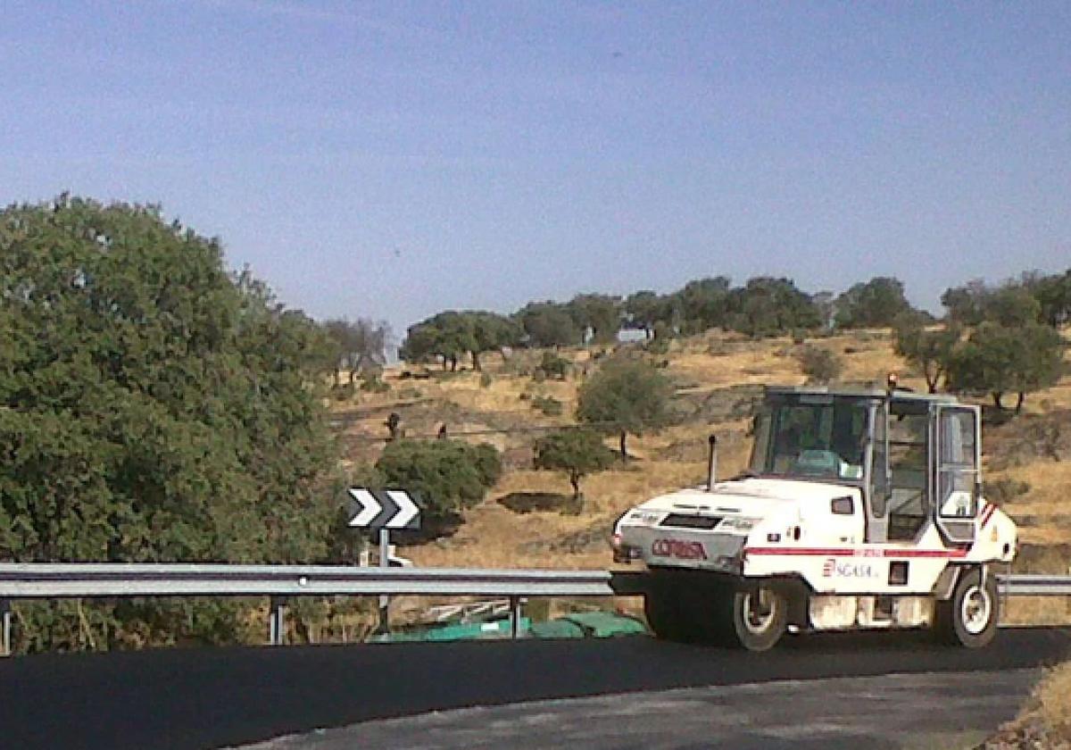 Imagen de archivo de una carretera en obras