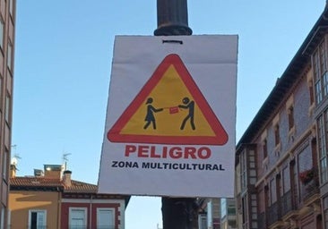 Investigan la colocación de carteles de índole racista en el centro de Burgos
