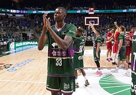 El nuevo jugador del San Pablo Burgos, Yannick Nzosa.