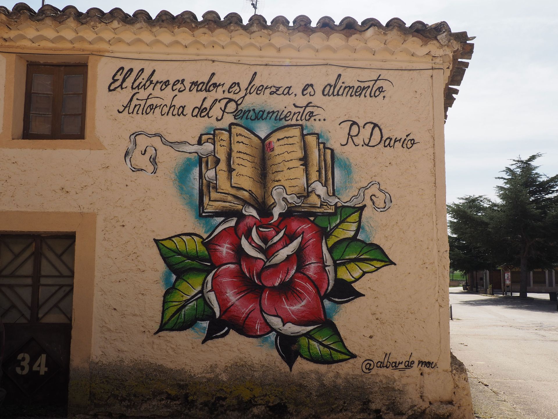 'El florecer de la educación', dedicado a Rubén Darío. Realizado por Alvar Llorente.