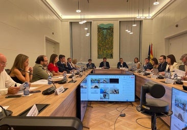 La Junta rechaza poner en marcha el Mapa Estatal de Transportes que impone el ministerio