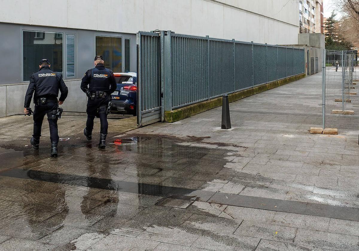 Entrada a los juzgados de Burgos.