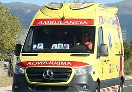 Imagen de archivo de una ambulancia del Sacyl.