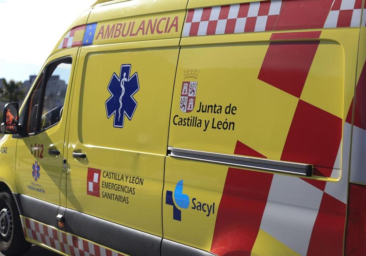 Ambulancia del Sacyl.