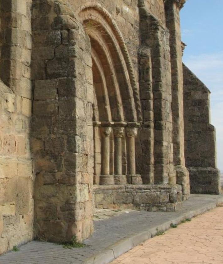 Imagen secundaria 2 - Imágenes del estado actual del templo.