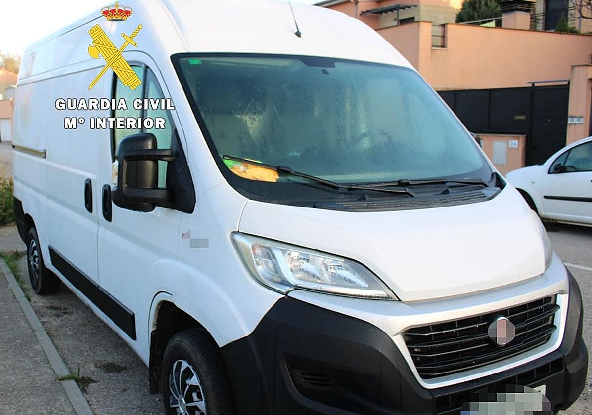 Imagen de una de las furgonetas robadas.