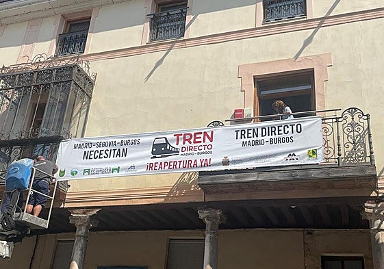 Pancarta reivindicativa para la reapertura de la línea Madrid-Aranda-Burgos.