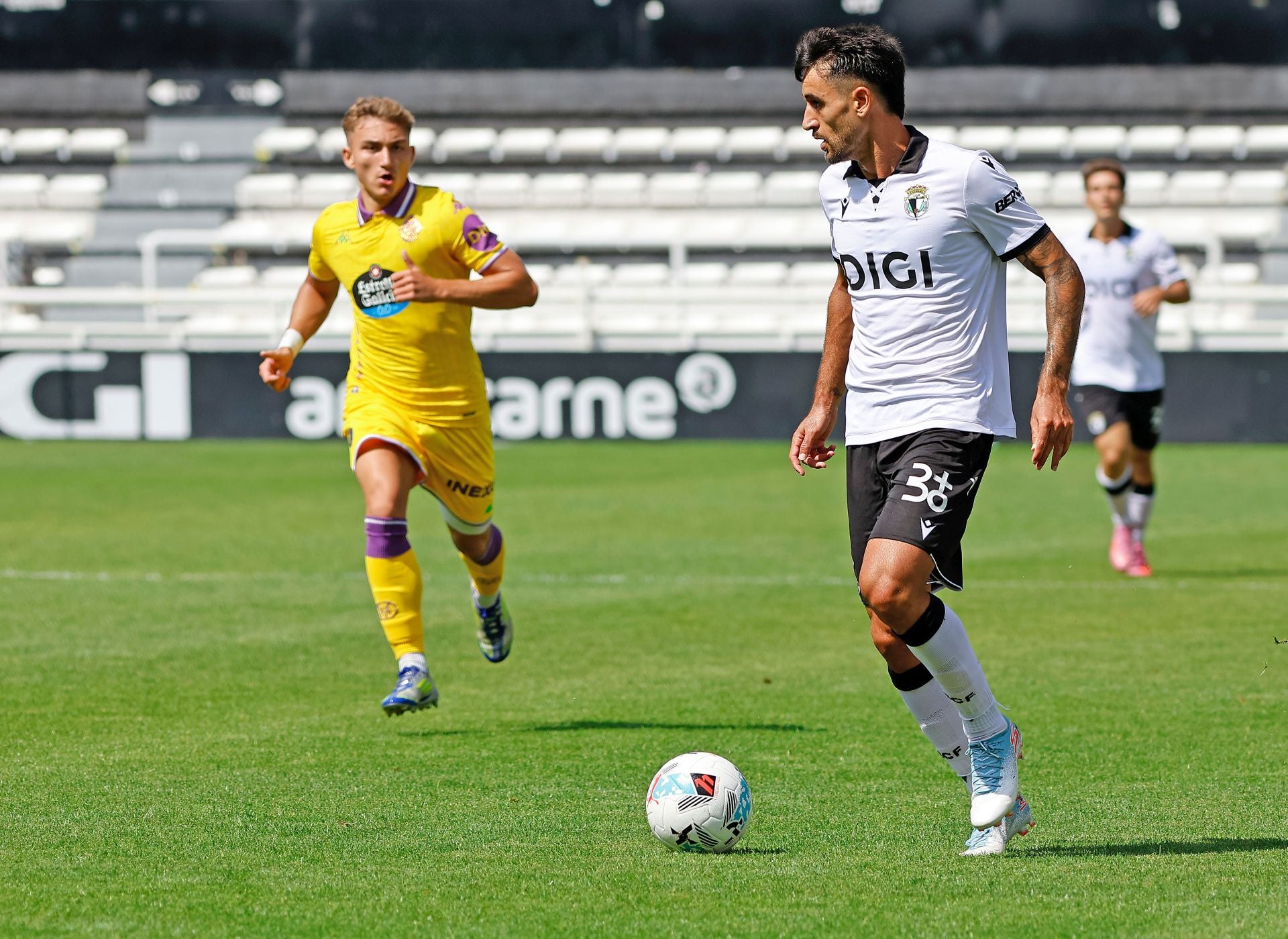 Todas las imágenes del cuarto y último partido de pretemporada del Burgos CF