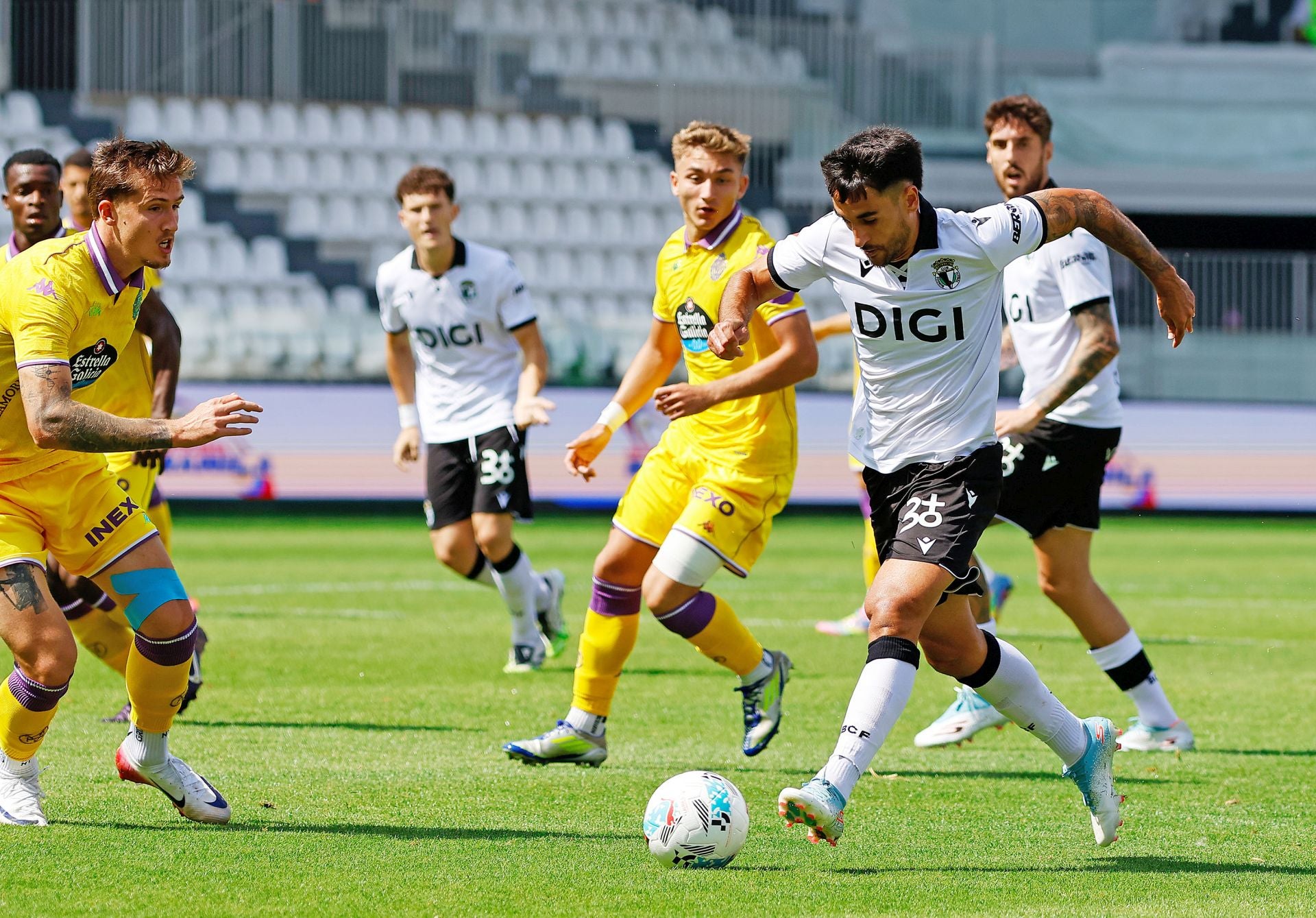Todas las imágenes del cuarto y último partido de pretemporada del Burgos CF