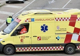 Ambulancia de Sacyl durante una intervención.