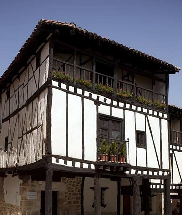 Imagen secundaria 2 - Imágenes de la Casa de Doña Sancha, en Covarrubias.