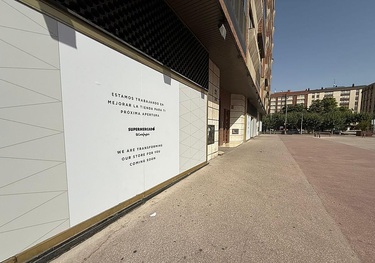 Fachada del próximo Supermercado de El Corte Inglés, en la calle Vitoria de Burgos