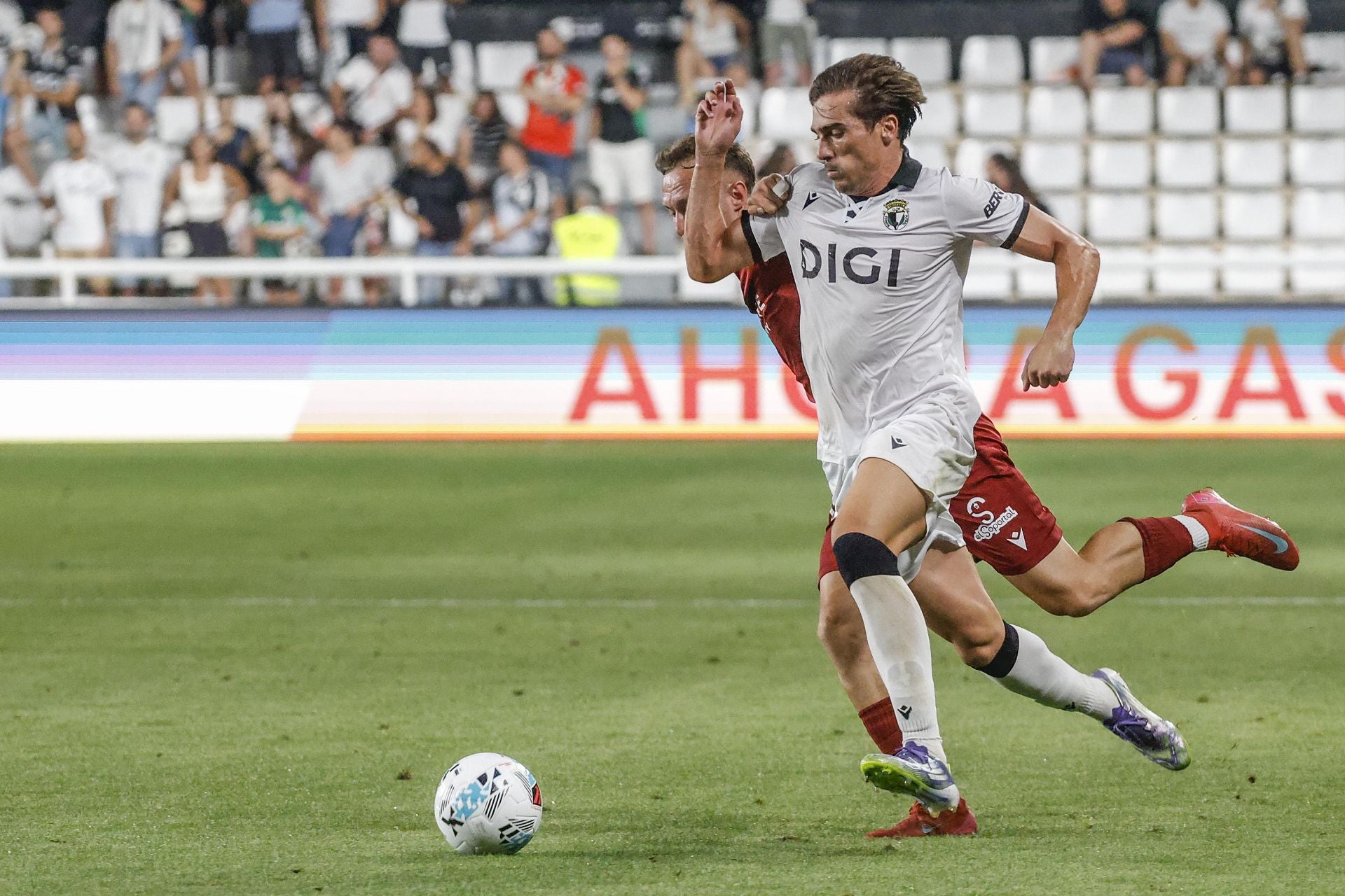 Todas las imágenes del primer derbi entre el Burgos CF y la CyD Leonesa