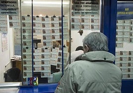 Imagen de archivo de una administración de Lotería.