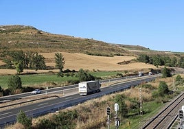 La carretera AP-1, a su paso por la provincia de Burgos.