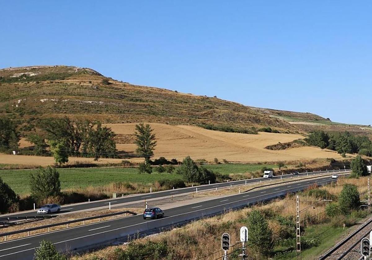 Carretera AP-1 a su paso por Quintanavides, en Burgos.