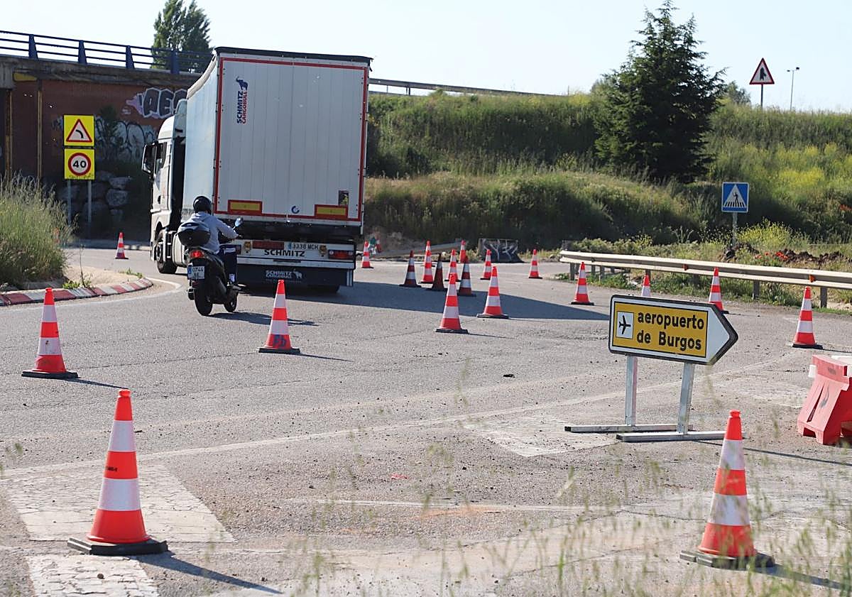 Imagen principal - Imágenes de las obras en la carretera de Logroño