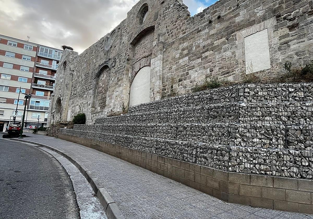 Obras en el talud de la pared sur de San Francisco.