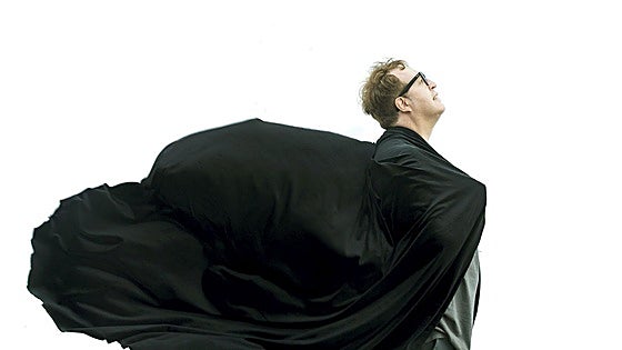Luis Artigue presenta en Burgos su libro 'Trumpsilvania'